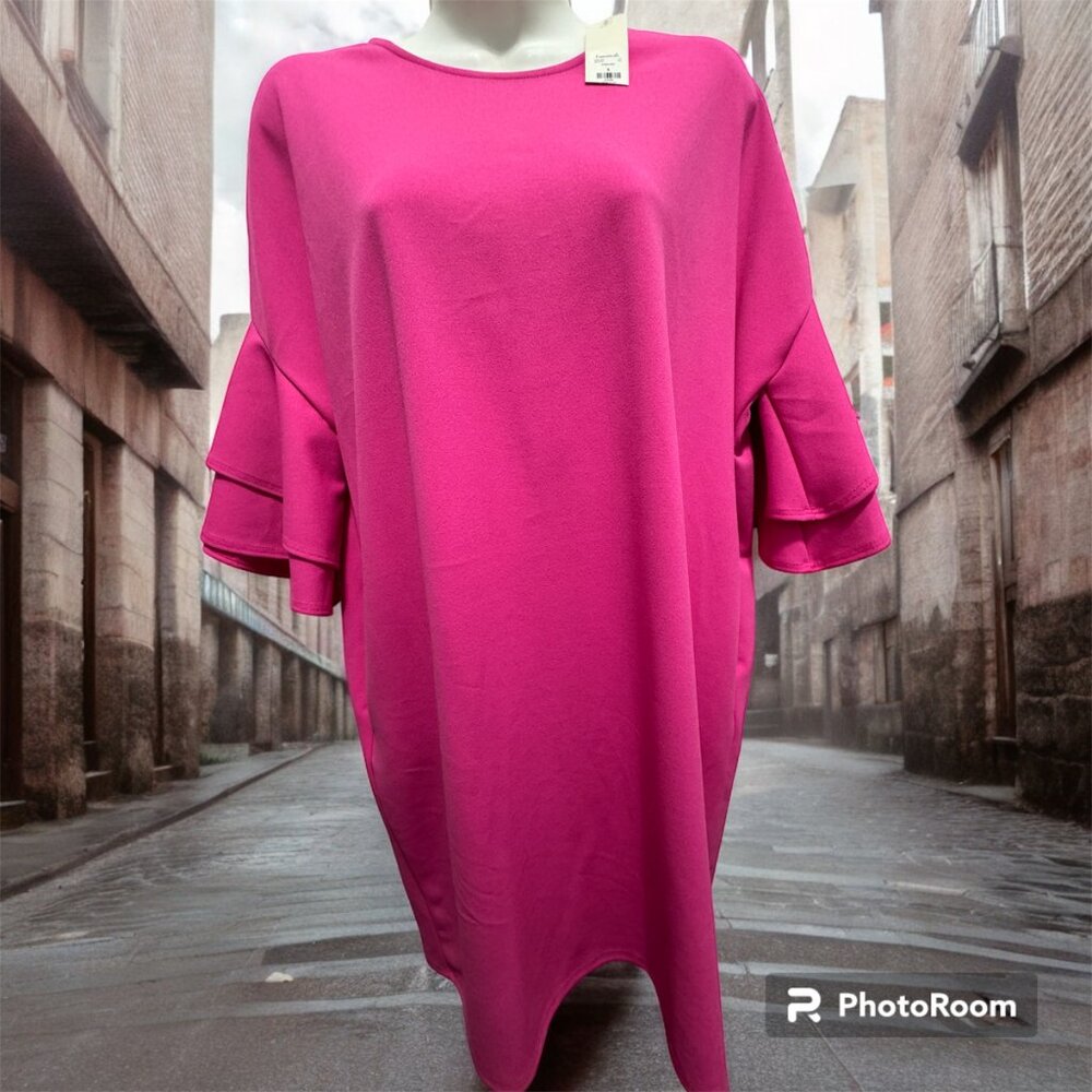 Miami NWT size small pink bell sleeve dress